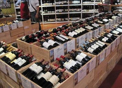 工廠附近開什么店好？中國名酒折扣店加盟利潤可觀，飲料及茶葉零售前景分析